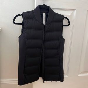 Lululemon Puffer Vest in Black